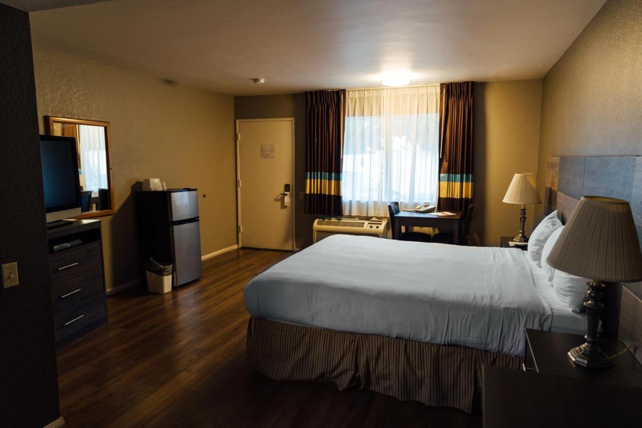 Cozy Inn Κόστα Μέσα Εξωτερικό φωτογραφία
