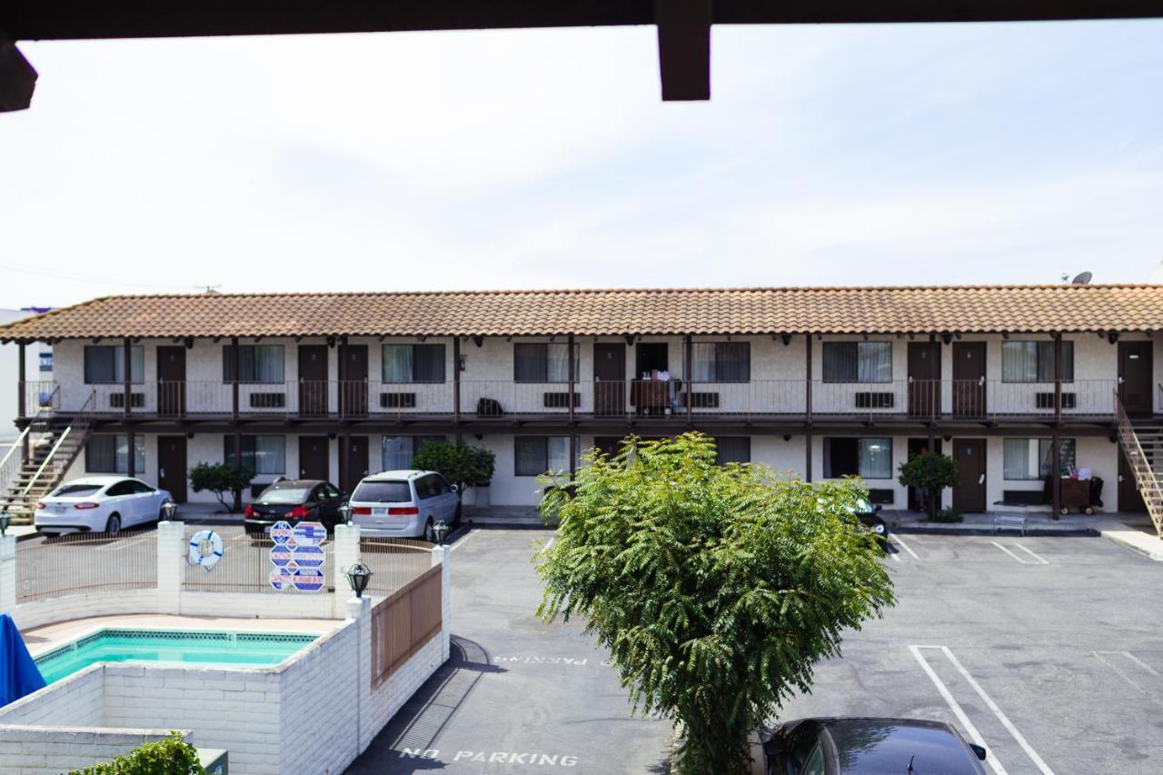 Cozy Inn Κόστα Μέσα Εξωτερικό φωτογραφία