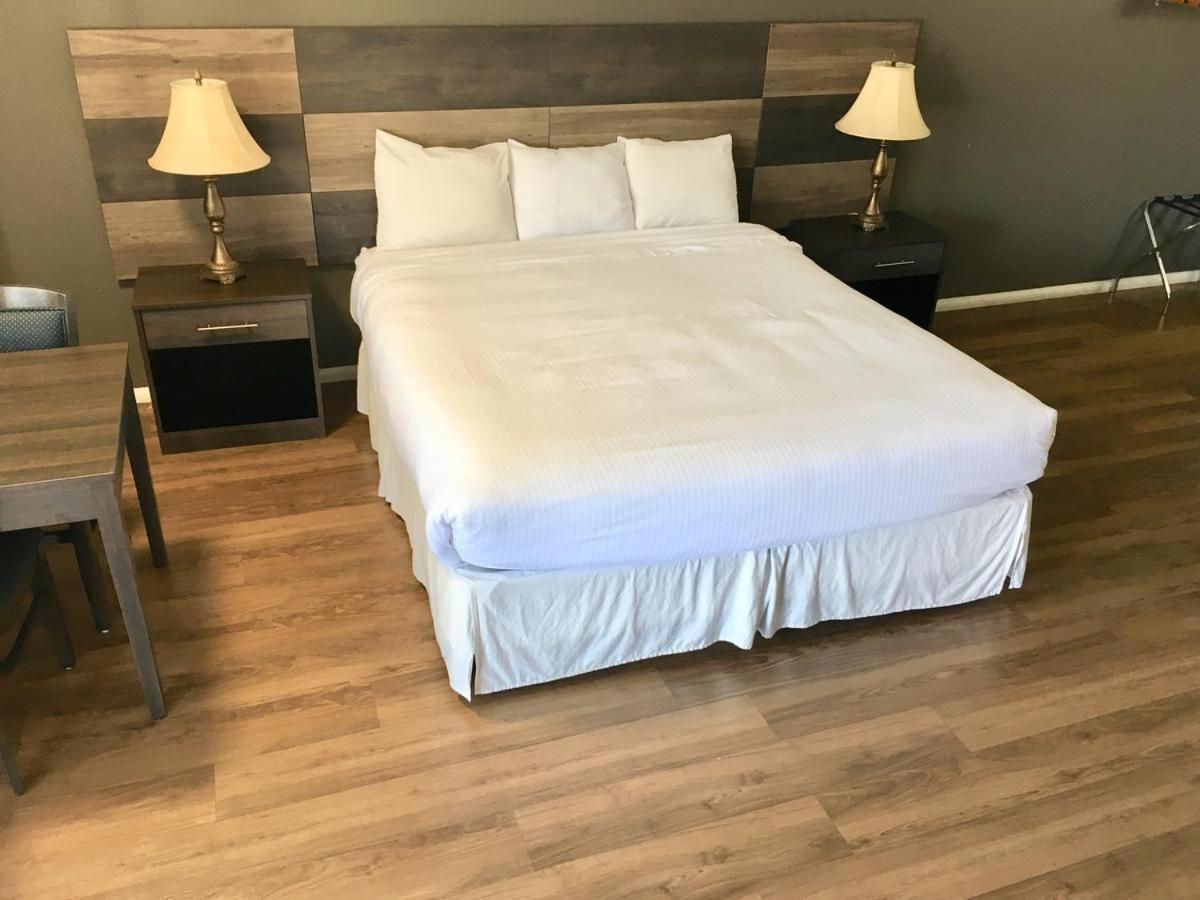 Cozy Inn Κόστα Μέσα Εξωτερικό φωτογραφία